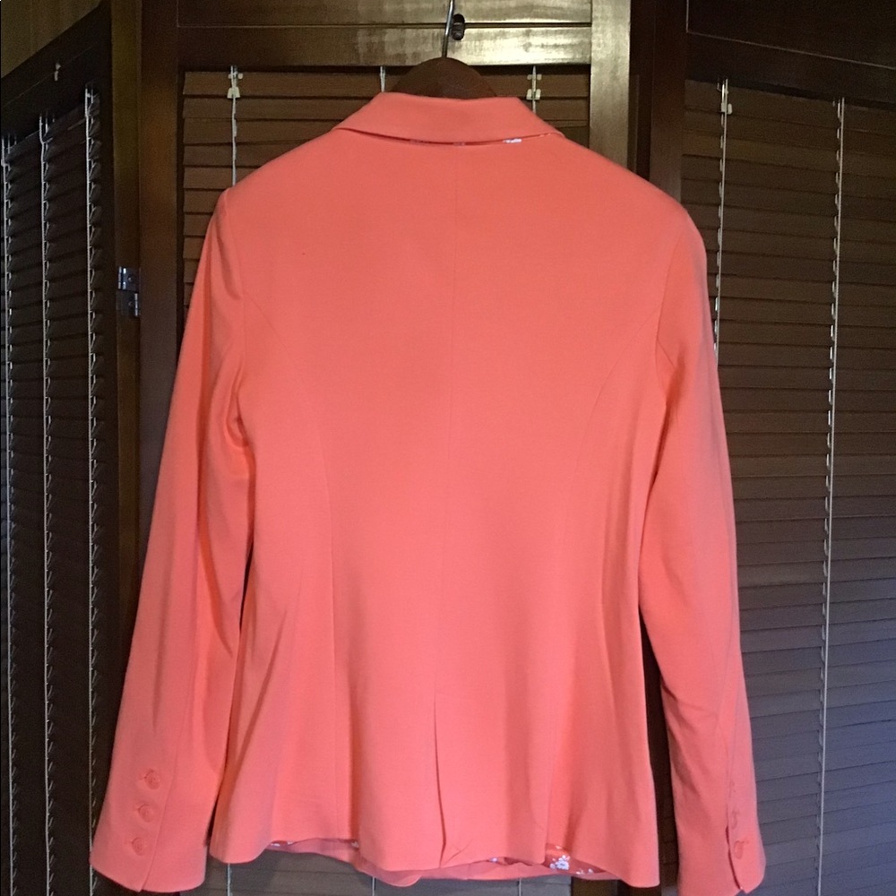 Blazer - Picture 2 of 2